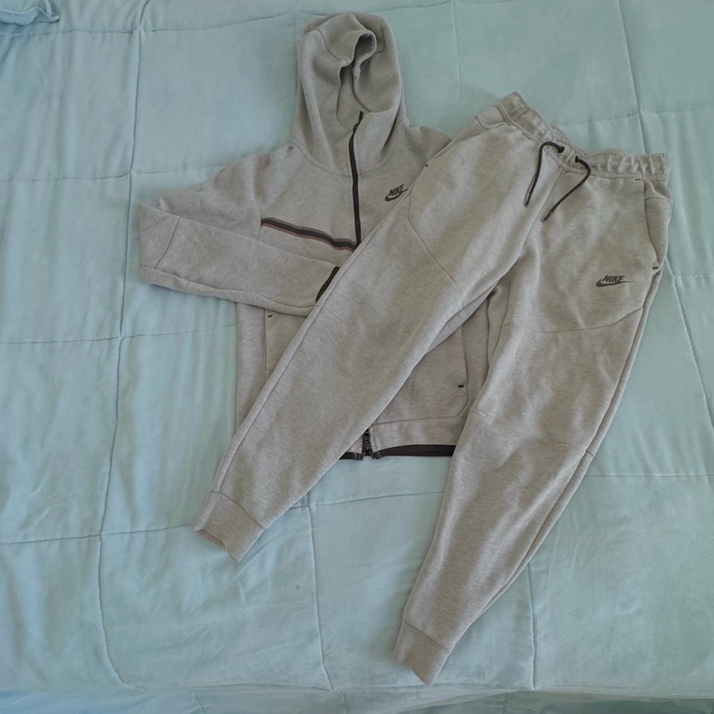 Nike Tech Light Gray Hoodie and Joggers Set